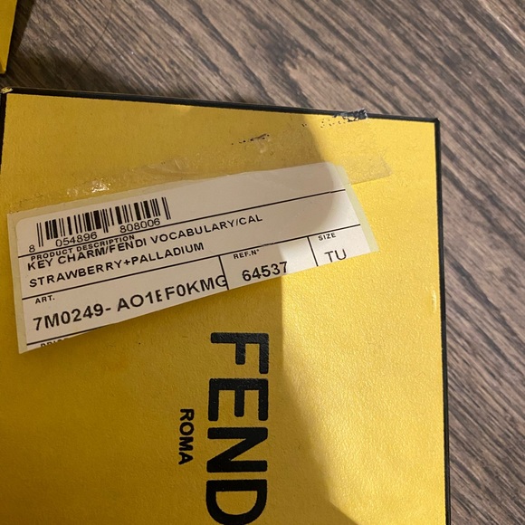 Fendi Keyring (red YES) - Picture 6 of 6